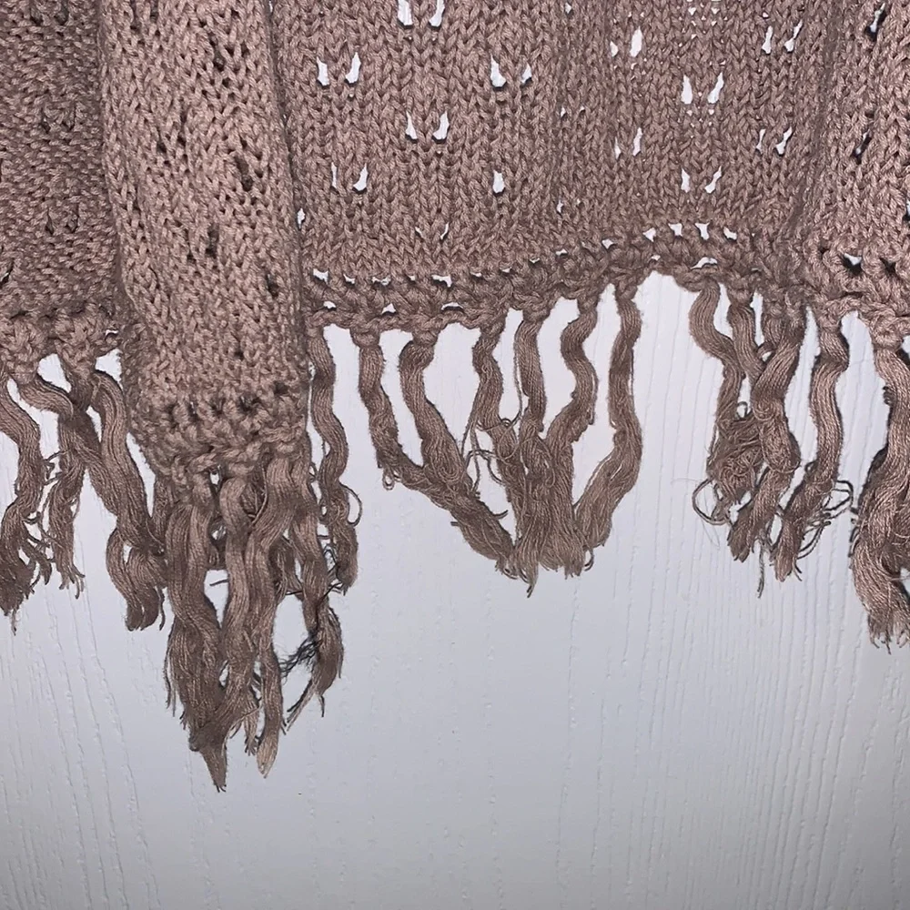 Cover-Up - Picture 3 of 4